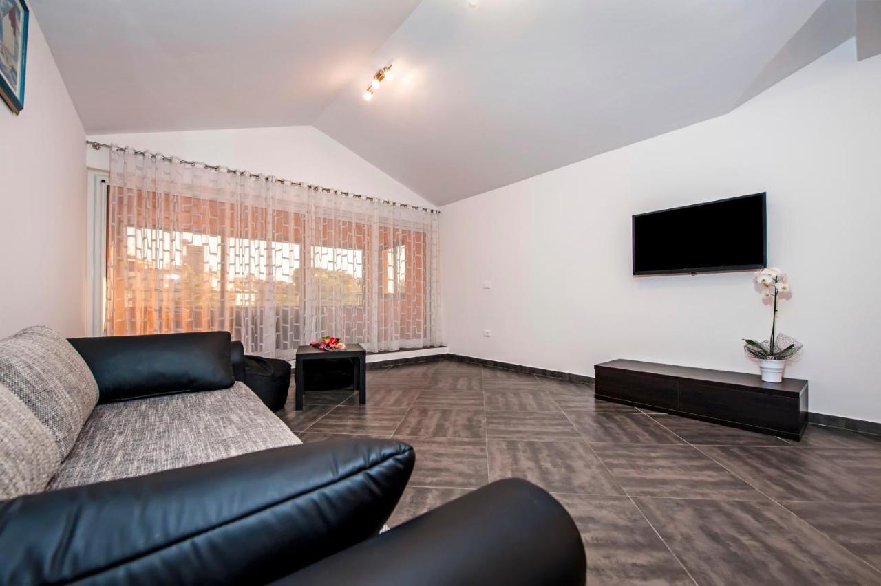 Apartments Centener Rovinj Exterior photo